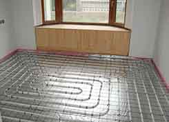 裝地暖，該選水地暖還是電地暖？