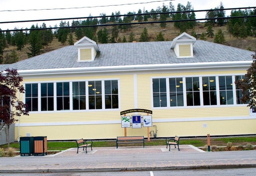 國(guó)外不列顛哥倫比亞 Peachland 小學(xué)HV項(xiàng)目